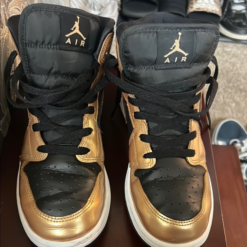 Jordan Athletic Shoes in Black and Gold